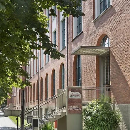 Gaesteresidenz Pelikan Viertel 2*