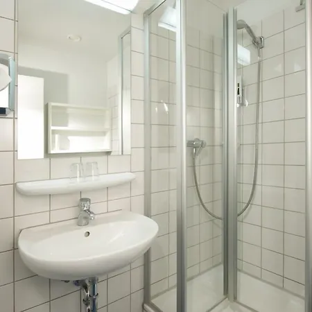 Gaesteresidenz Pelikan Viertel 2* Ганновер