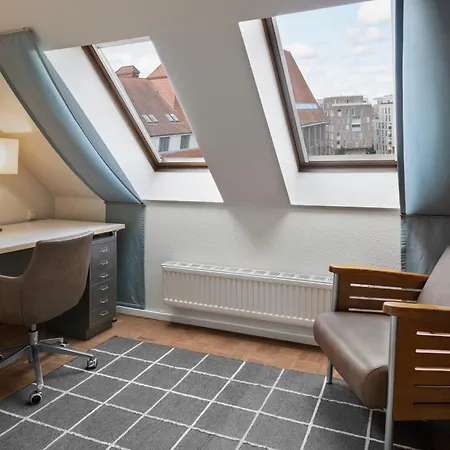 Gaesteresidenz Pelikan Viertel Apart-hotel 2*