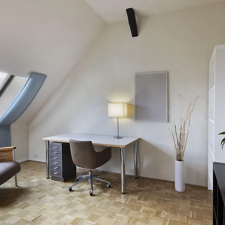 Gaesteresidenz Pelikan Viertel Aparthotel 2*