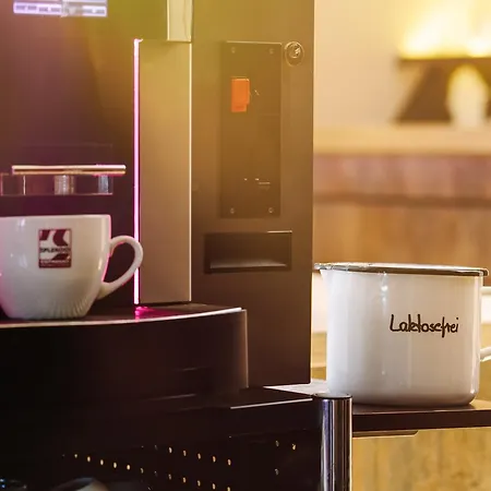 Gaesteresidenz Pelikan Viertel Apart Otel 2*