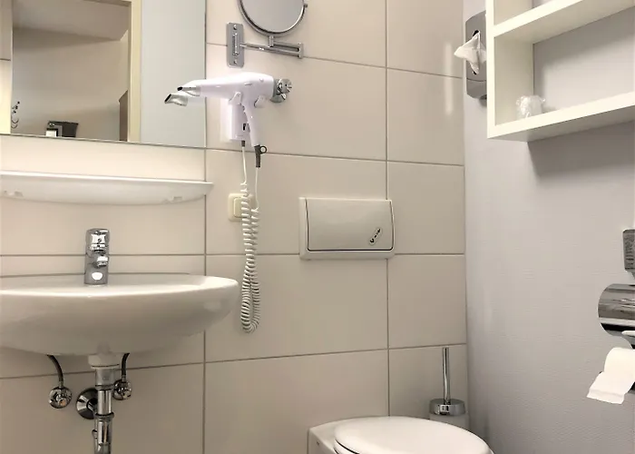 Aparthotel Gaesteresidenz Pelikan Viertel 2*