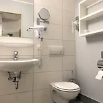 Apartmanhotel Gaesteresidenz Pelikan Viertel 2*