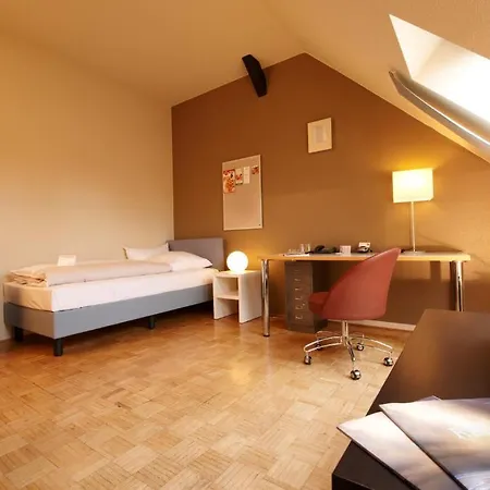 Gaesteresidenz Pelikan Viertel Апарт-отель 2*