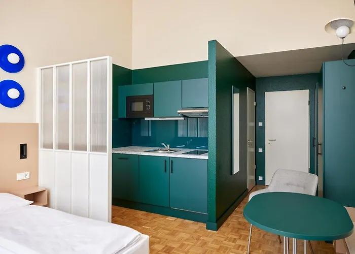 Апарт-отель Gaesteresidenz Pelikan Viertel 2*